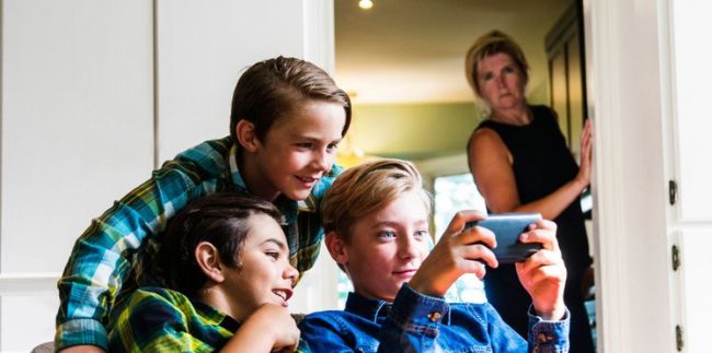 pornographie-sur-le-net-comment-proteger-nos-enfants