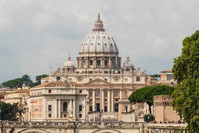 vatican Stop au porno