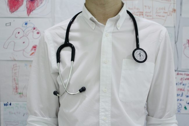 doctor-2860504_1920