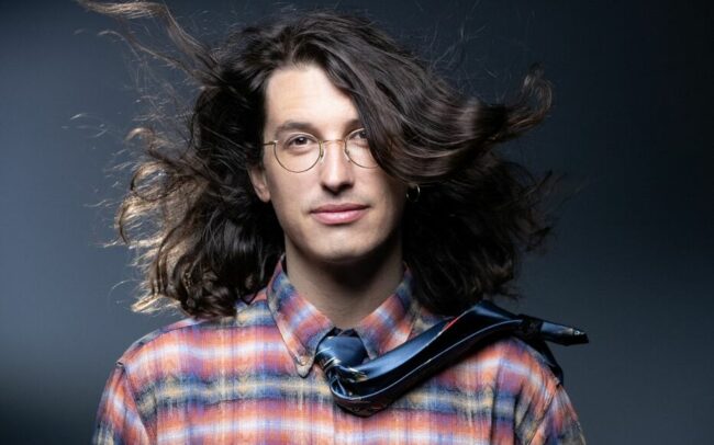 FRANCE-PORTRAIT-COMICS-CARTOON-LITERATURE-BOOKS